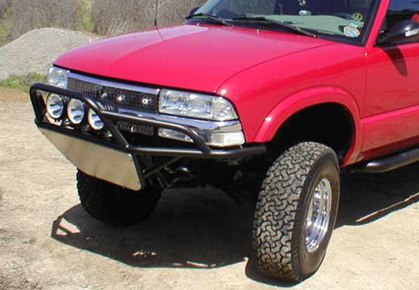 custom chevy s10 prerunner tube bumper